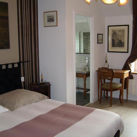 Maison Des Isles Saint-Hilaire-du-Harcouët 外观 照片